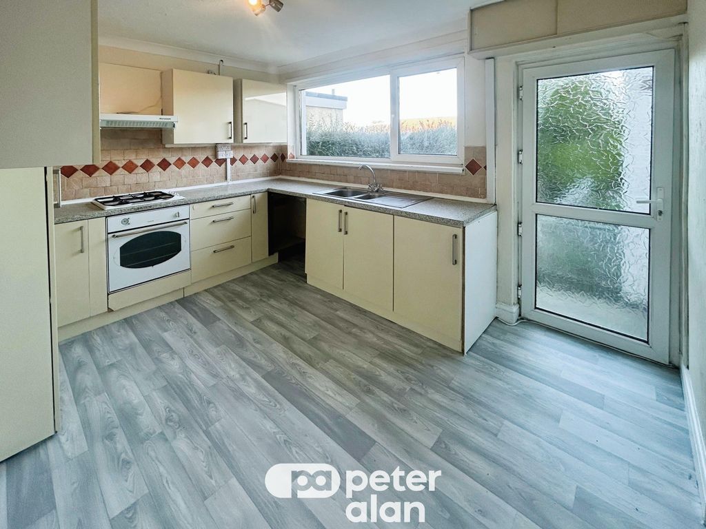 Property photo 3 of 15 Image