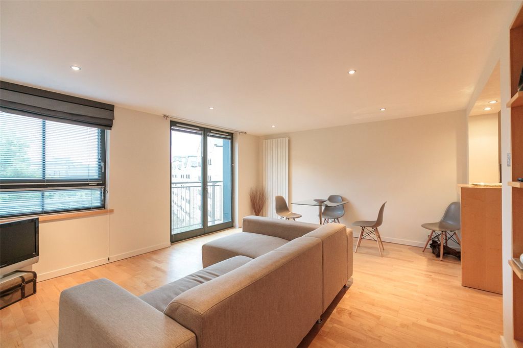 Property photo 3 of 30 Photo 3