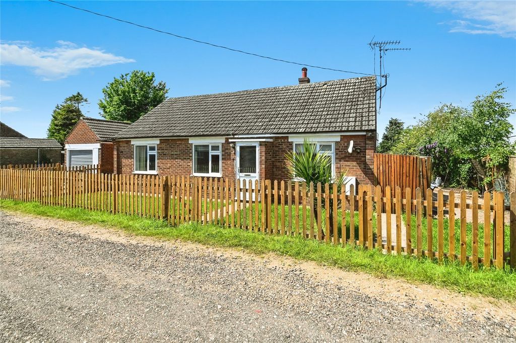 Property photo 1 of 17 Photography