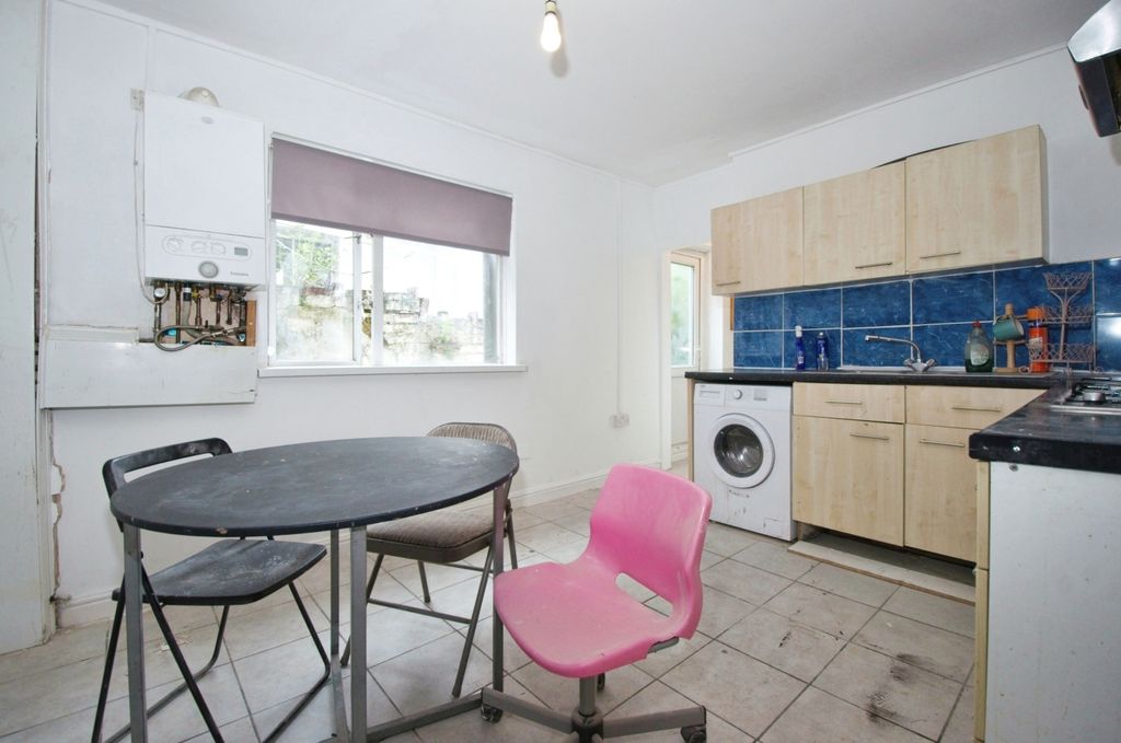 Property photo 3 of 16 Photography