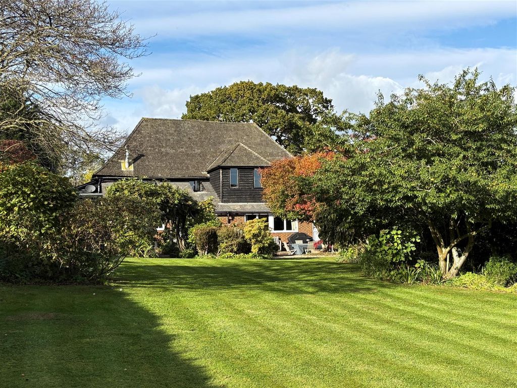 Property photo 2 of 23 0003