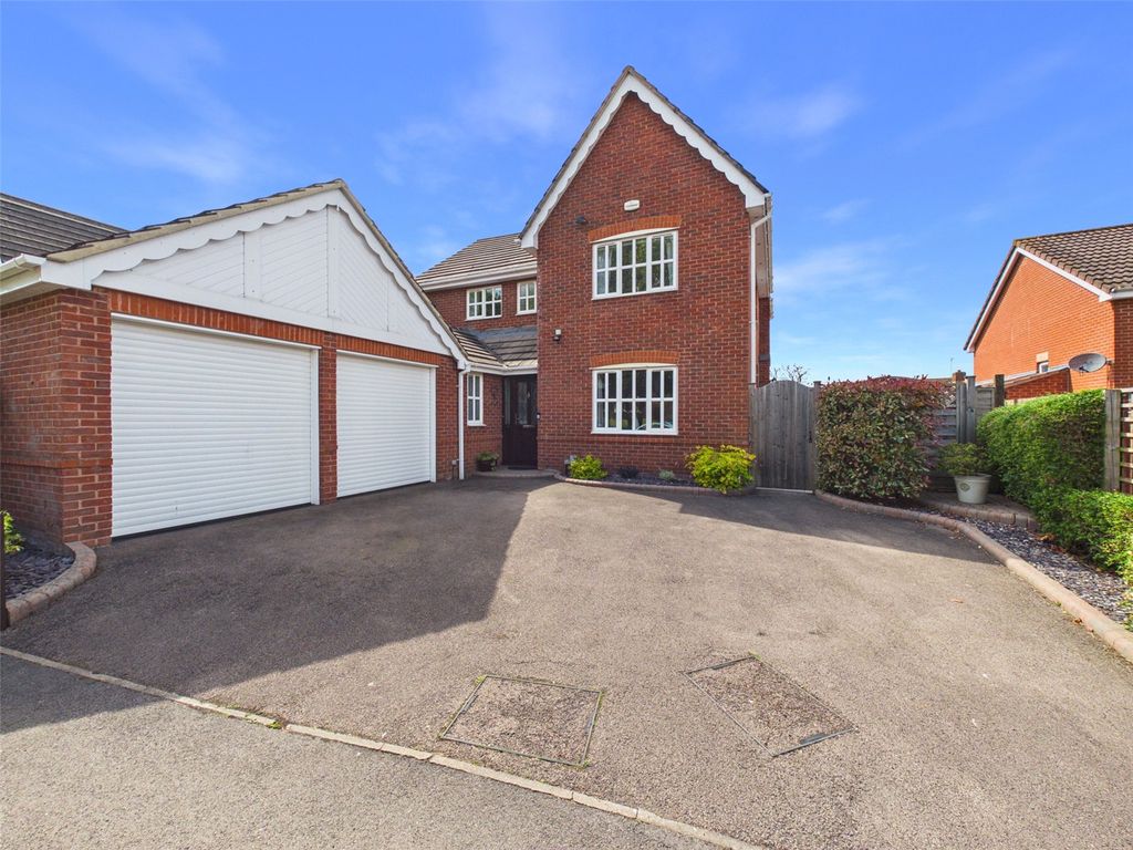 Property photo 2 of 22 Picture No. 21