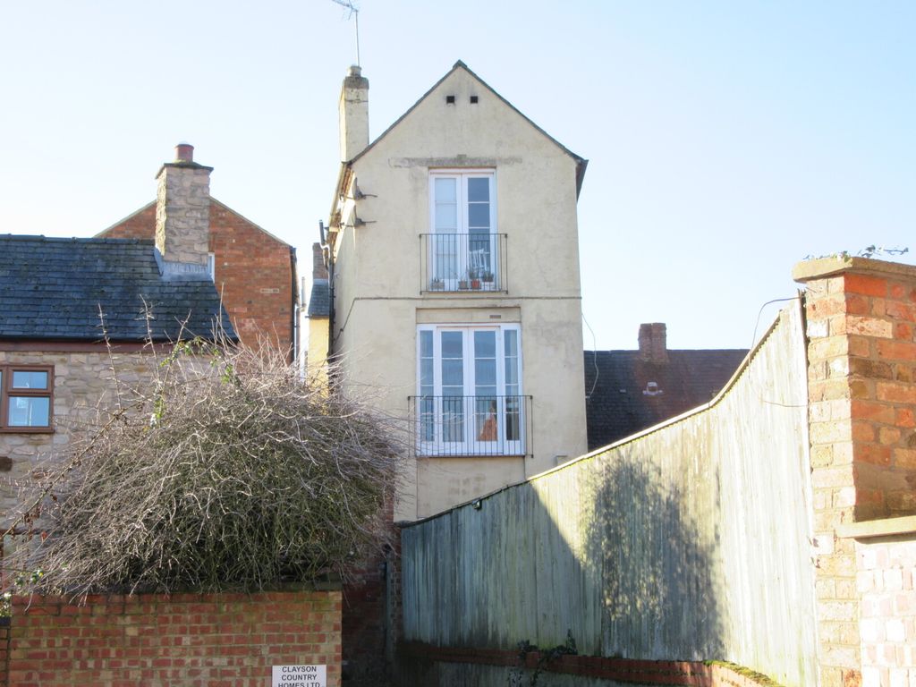 Property photo 3 of 4 Picture No. 04