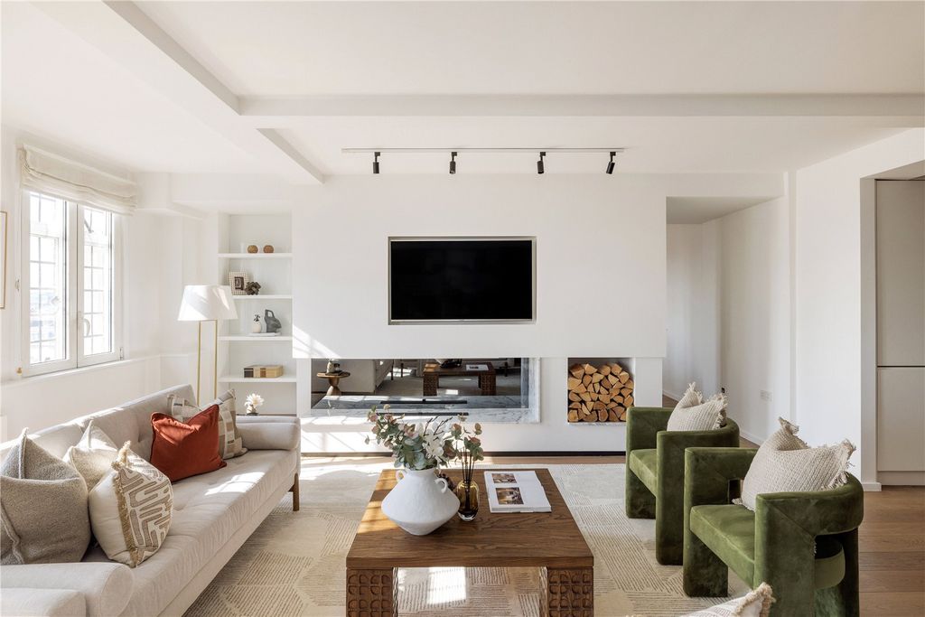 Property photo 2 of 25 Picture No. 02