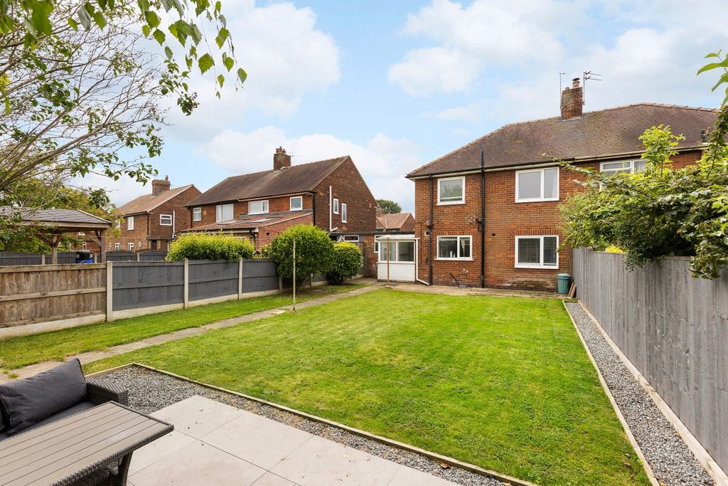 Property photo 1 of 16 Rear Garden