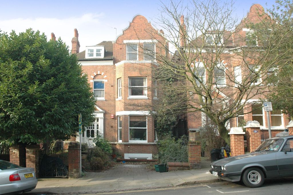 Property photo 2 of 6