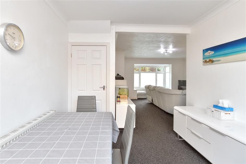 Property photo 1 of 10 Dining Area