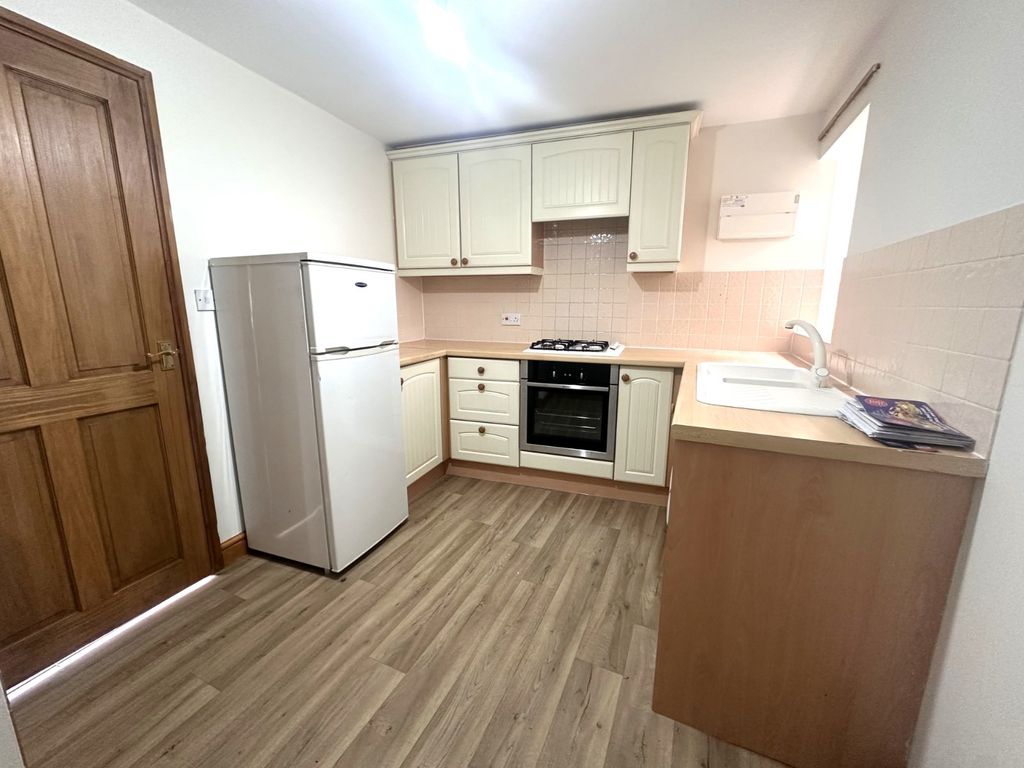 Property photo 2 of 7 Picture No. 01