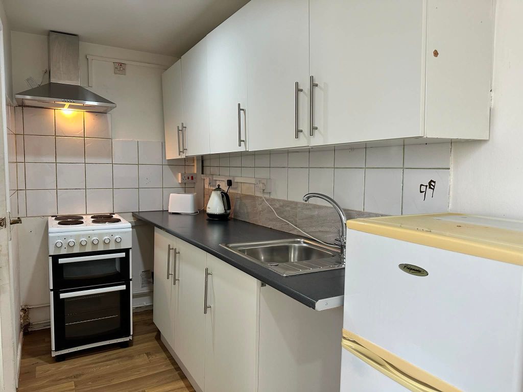 Property photo 2 of 3