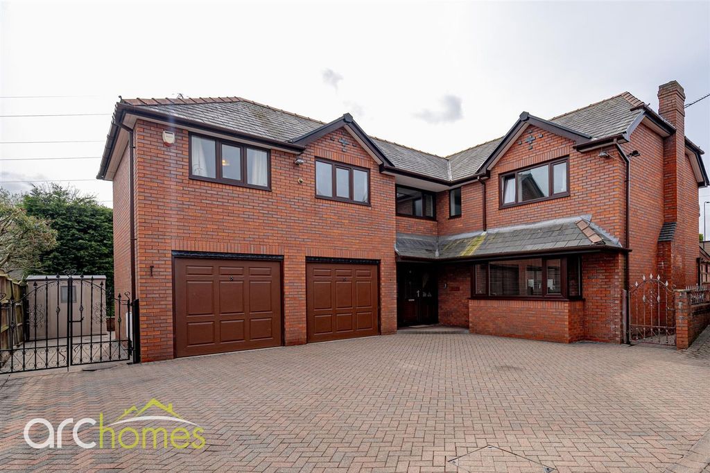 Property photo 2 of 47 Thorn Lea-40.Jpg