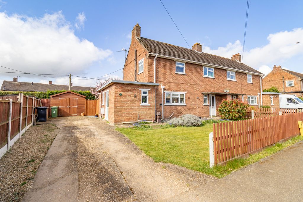 Property photo 1 of 30 4015705
