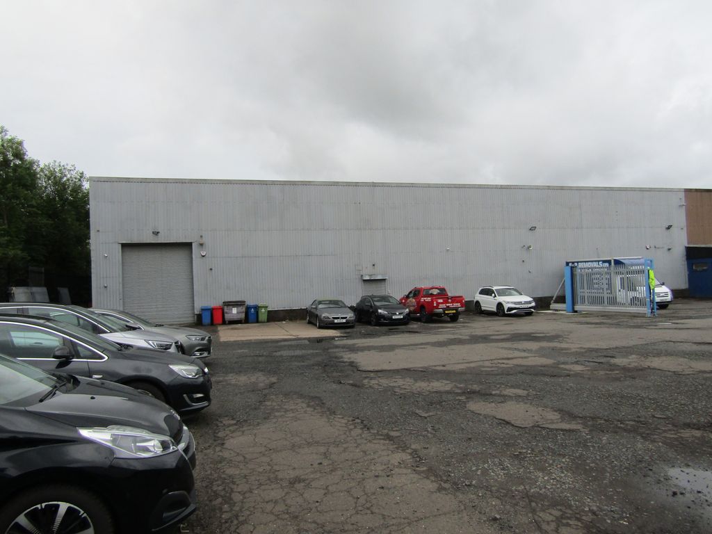 Property photo 1 of 4 412 Glasgow Road, Clydebank G81 1Pw