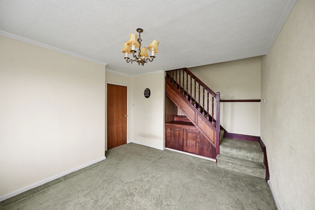 Property photo 3 of 21