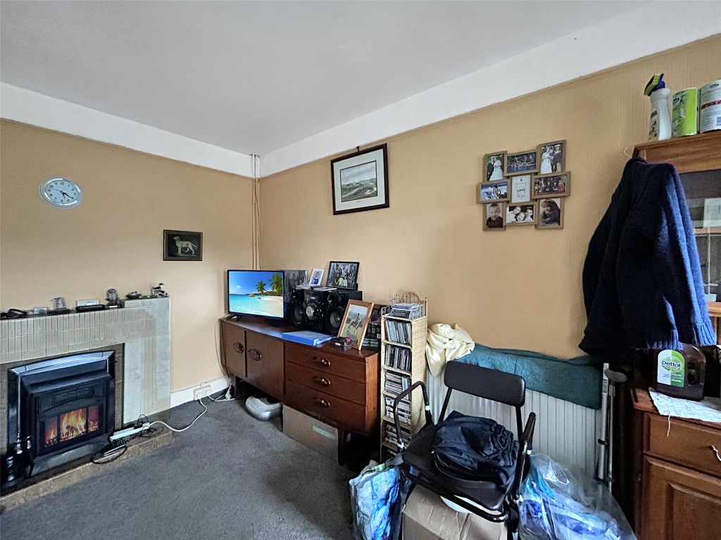 Property photo 2 of 8 Picture No. 01