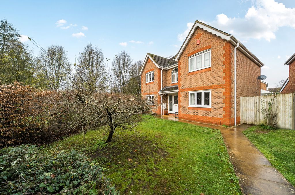 Property photo 1 of 17 1385028-4-69282F0...