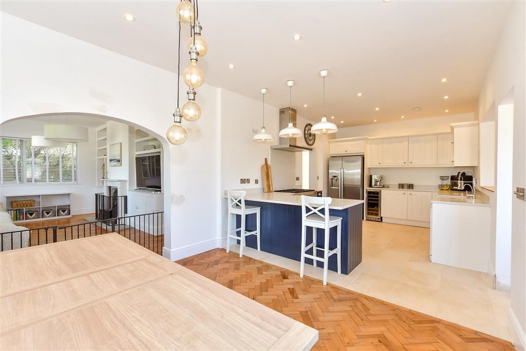 Property photo 3 of 14 Kitchen/Diner