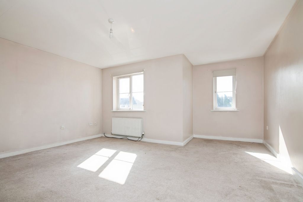 Property photo 3 of 26 Photo