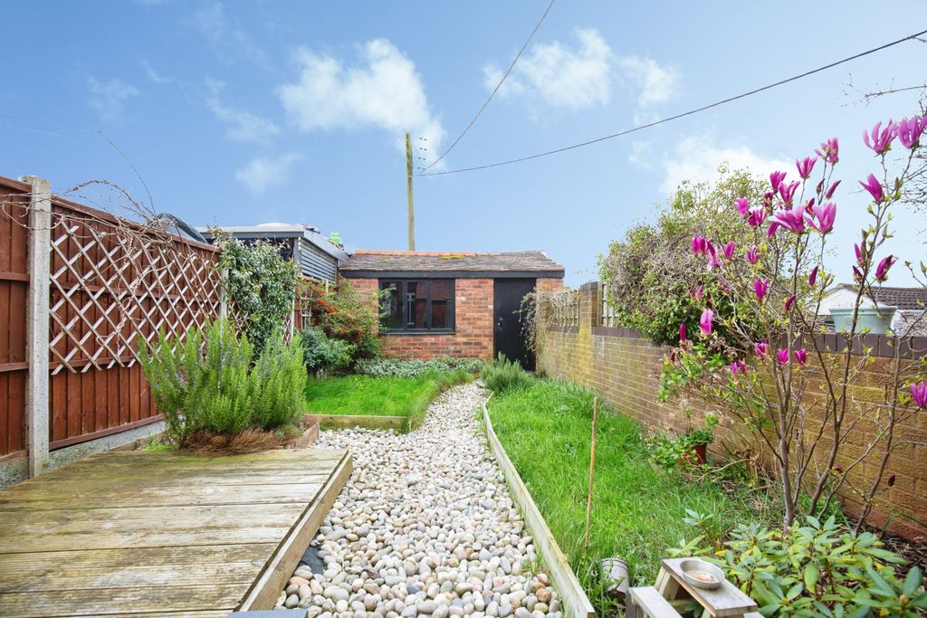 Property photo 2 of 21 Db5Fbab6-Untitled-4