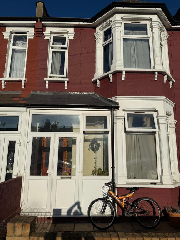 Property photo 1 of 9