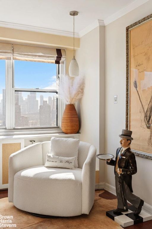 Property photo 3 of 13 <Alttext/>