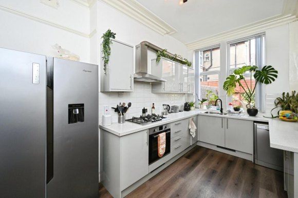 Property photo 3 of 12 203438_1863334-1_Img_02_0000.Jpeg