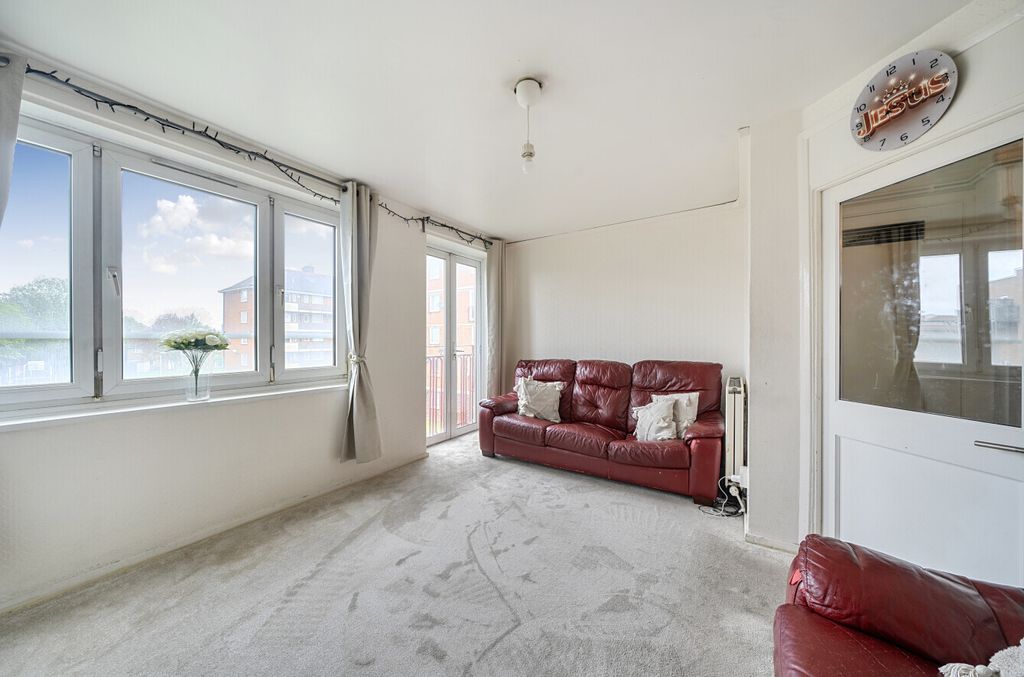 Property photo 2 of 11 Reception Room