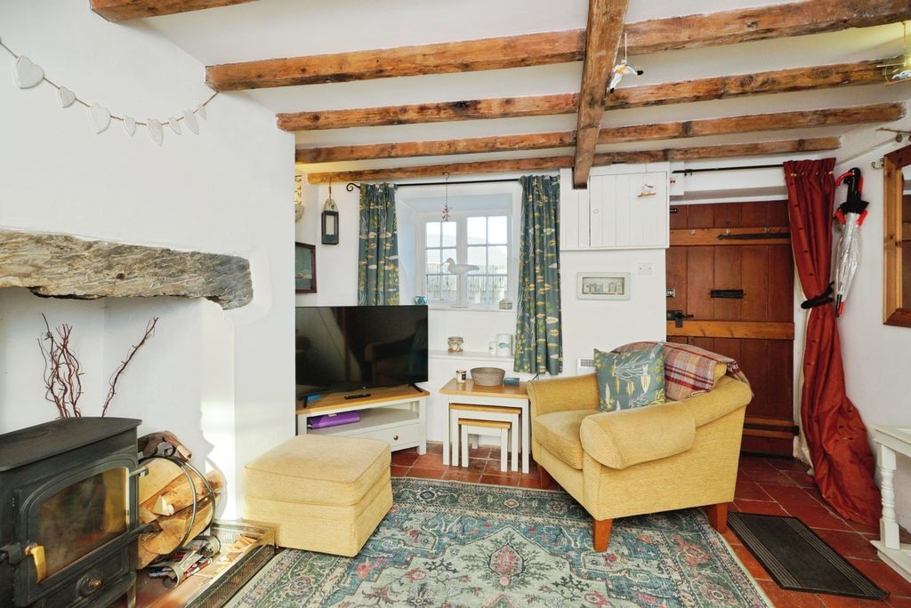 Property photo 2 of 29 Pbox-Img.Jpg