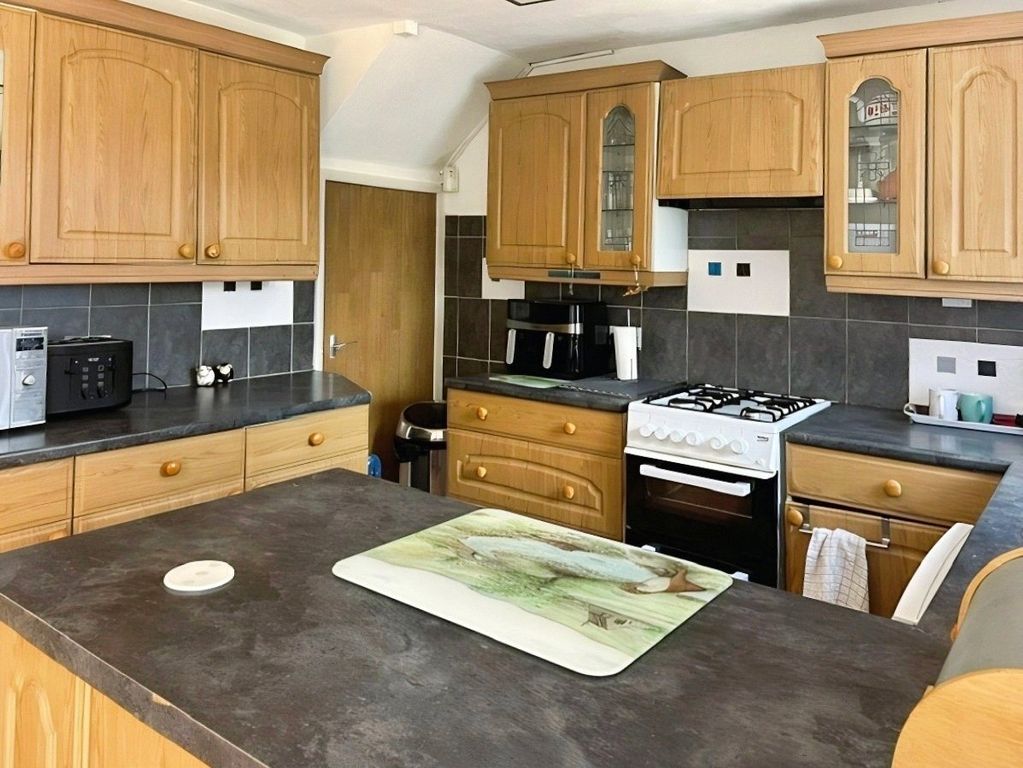 Property photo 3 of 10 Picture No. 11