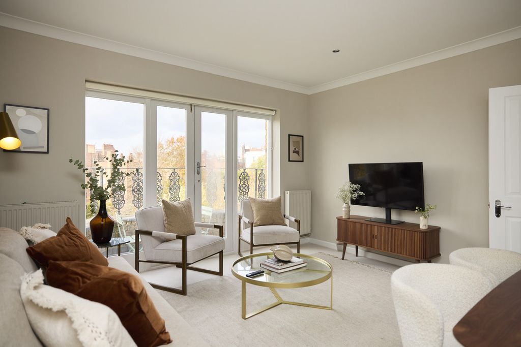 Property photo 1 of 39