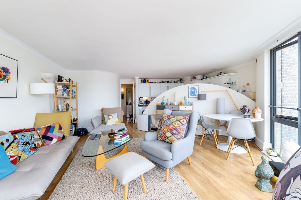 Property photo 3 of 13 China Wharf 3E (9...