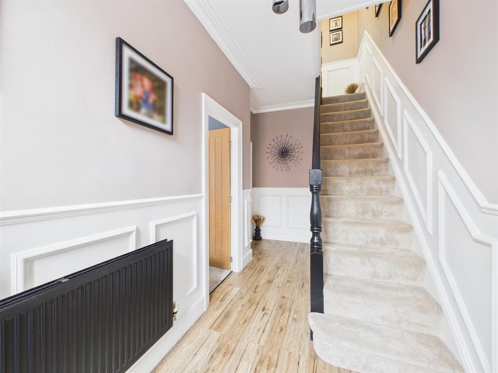 Property photo 2 of 30 Cam03844G0-Pr0393-Still014.Jpg