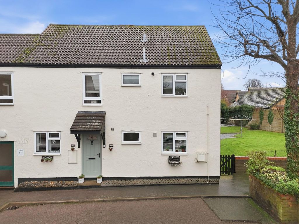 Property photo 1 of 20