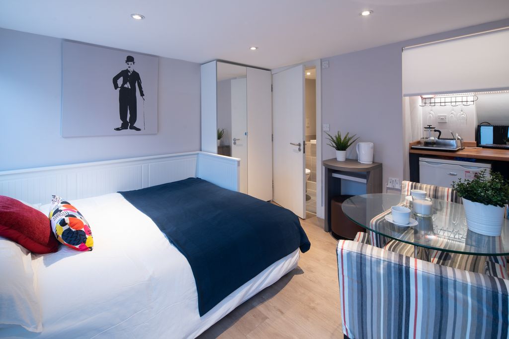 Property photo 1 of 6