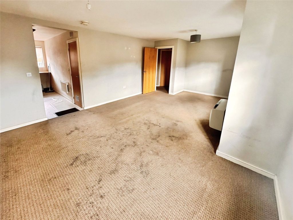 Property photo 3 of 14 Picture No. 12