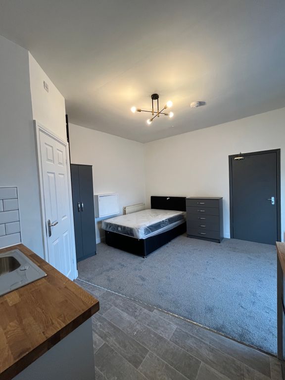 Property photo 2 of 5 Media