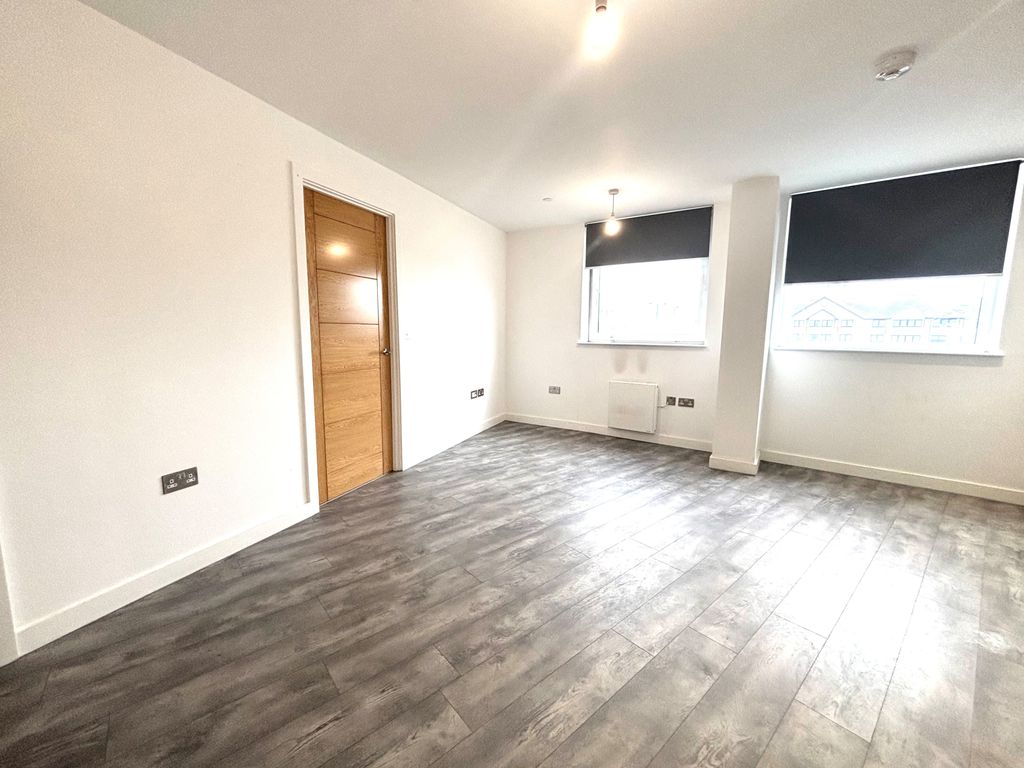 Property photo 2 of 4