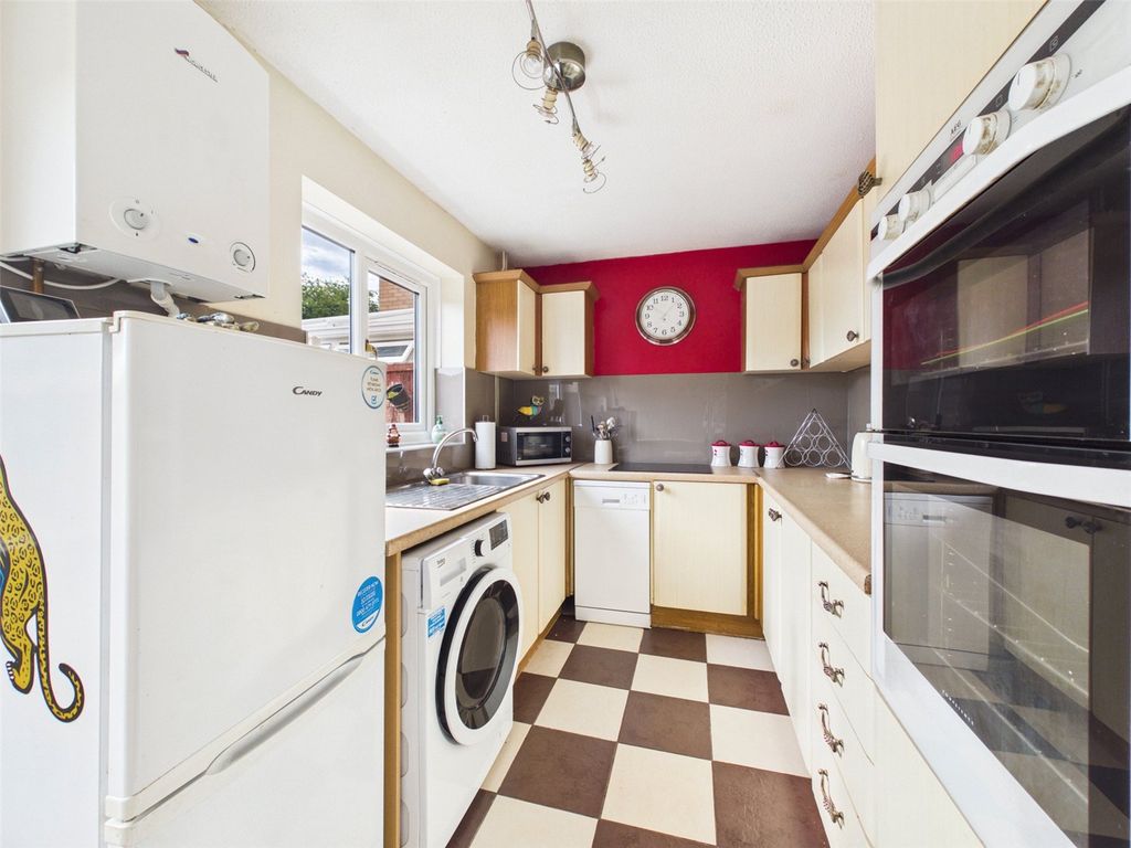 Property photo 3 of 12 Picture No. 10
