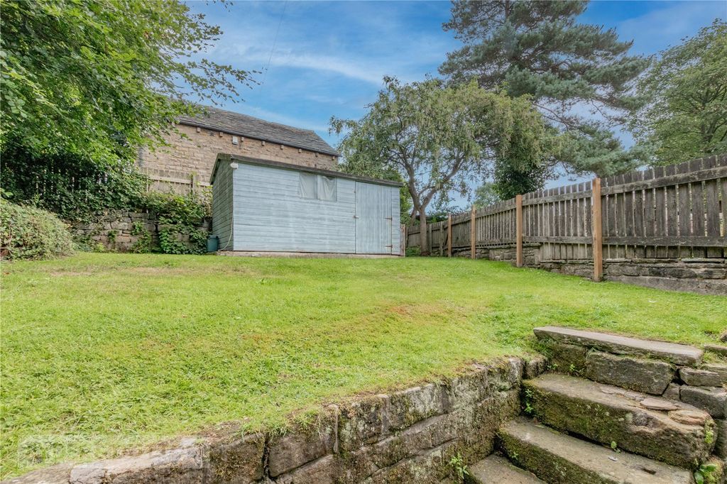 Property photo 2 of 16 Rear Garden