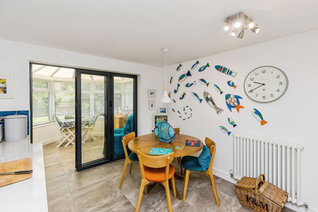 Property photo 3 of 23 Pbox-Img.Jpg