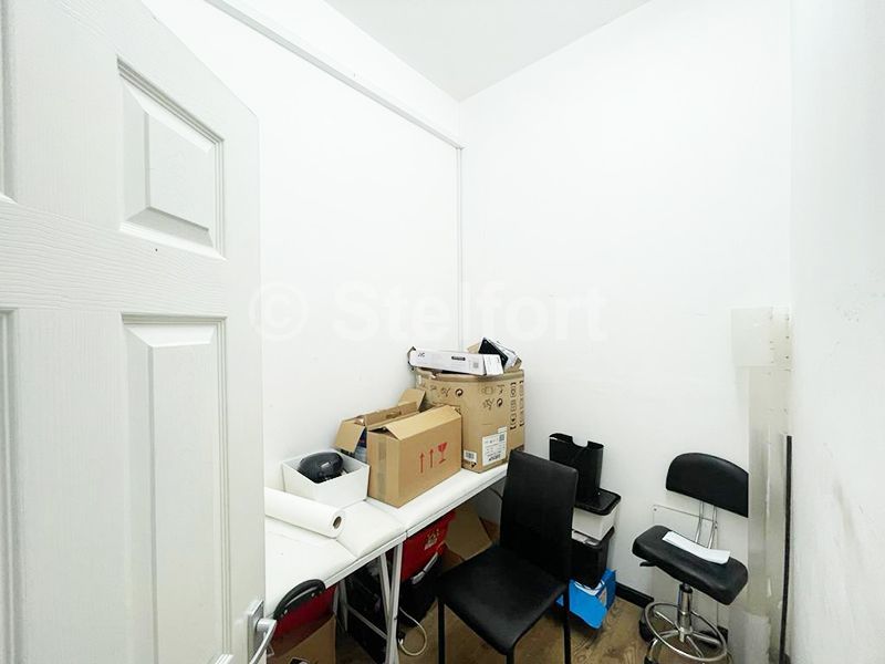 Property photo 3 of 6