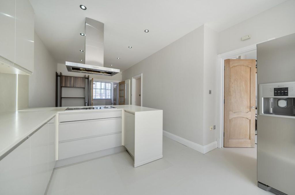 Property photo 3 of 21 1454871 (2).Jpg