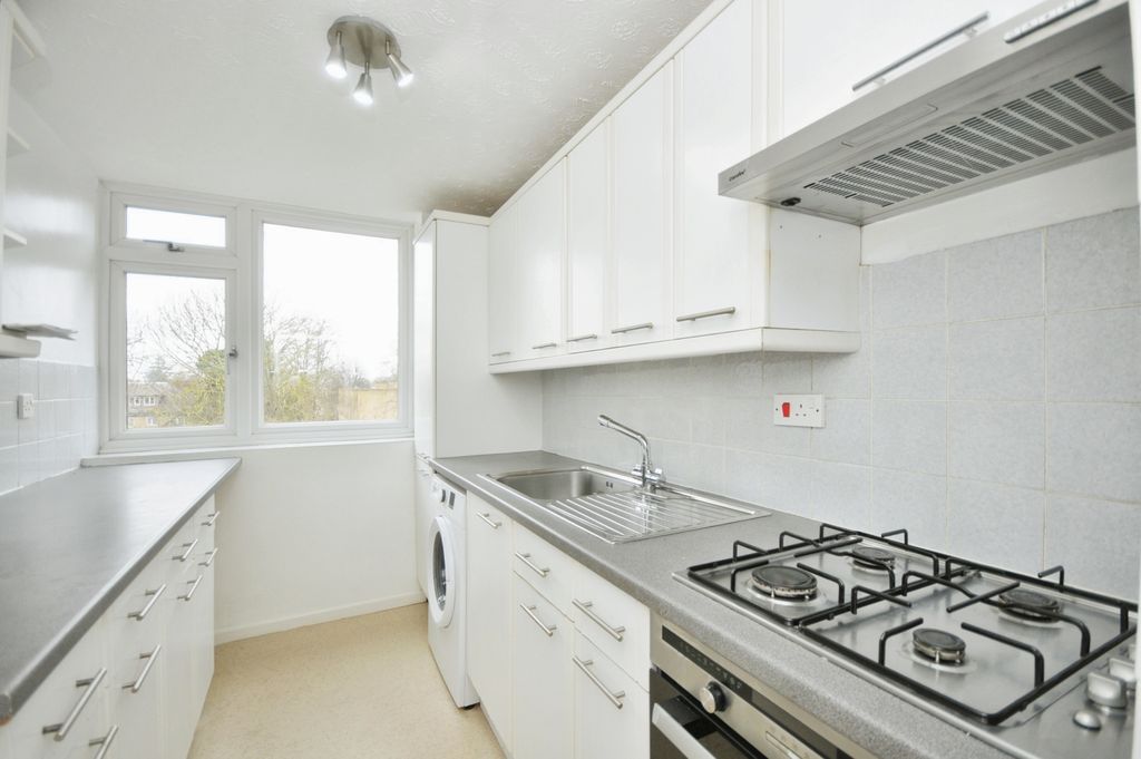 Property photo 3 of 17 Photography