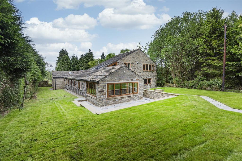 Property photo 3 of 75