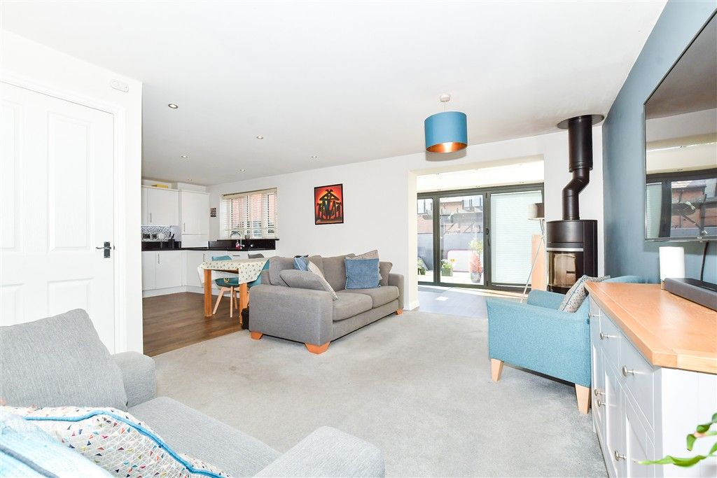 Property photo 3 of 16 Kitchen/Diner/Lounge