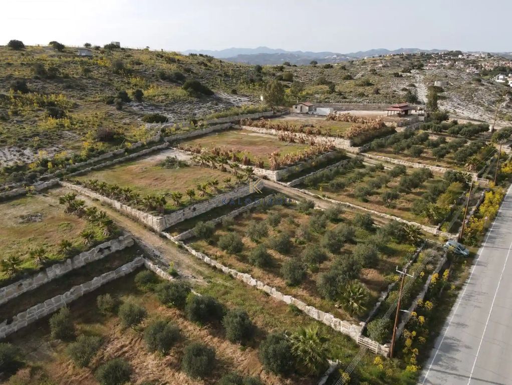 Property photo 2 of 4