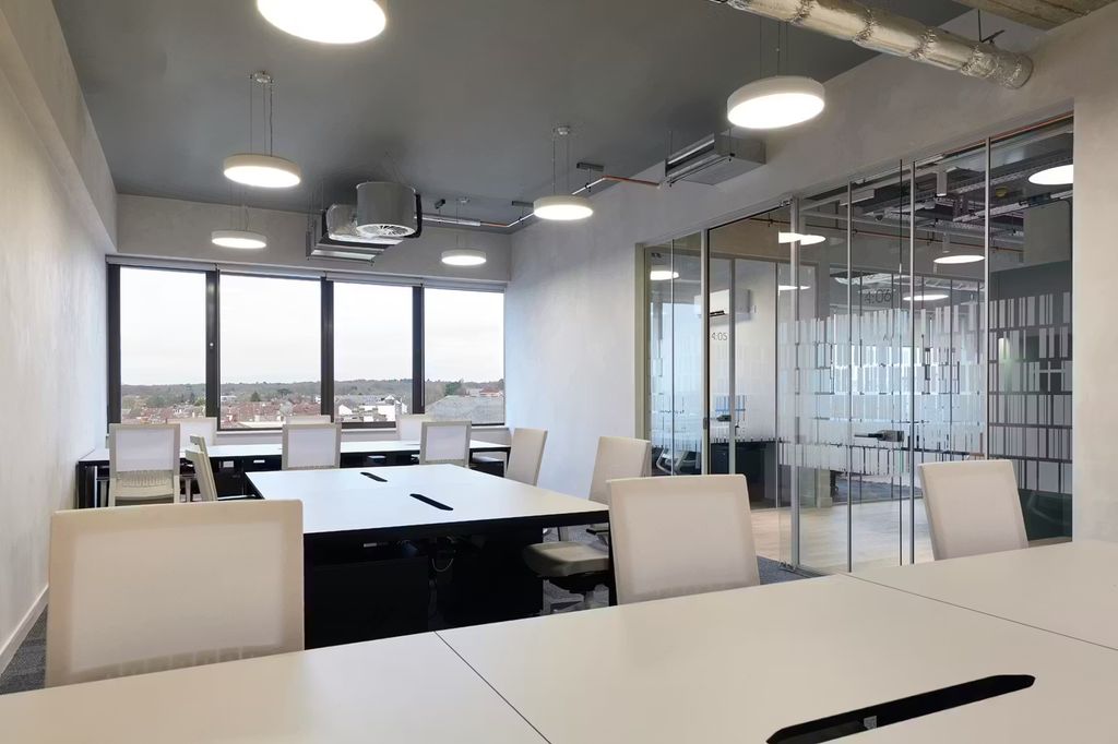Property photo 1 of 7 Office