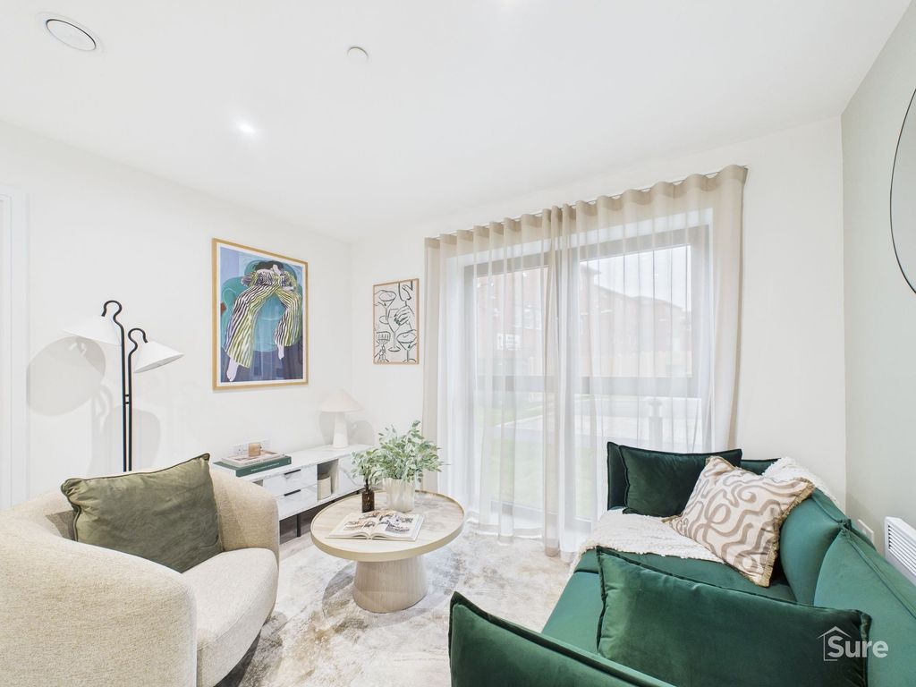 Property photo 2 of 17