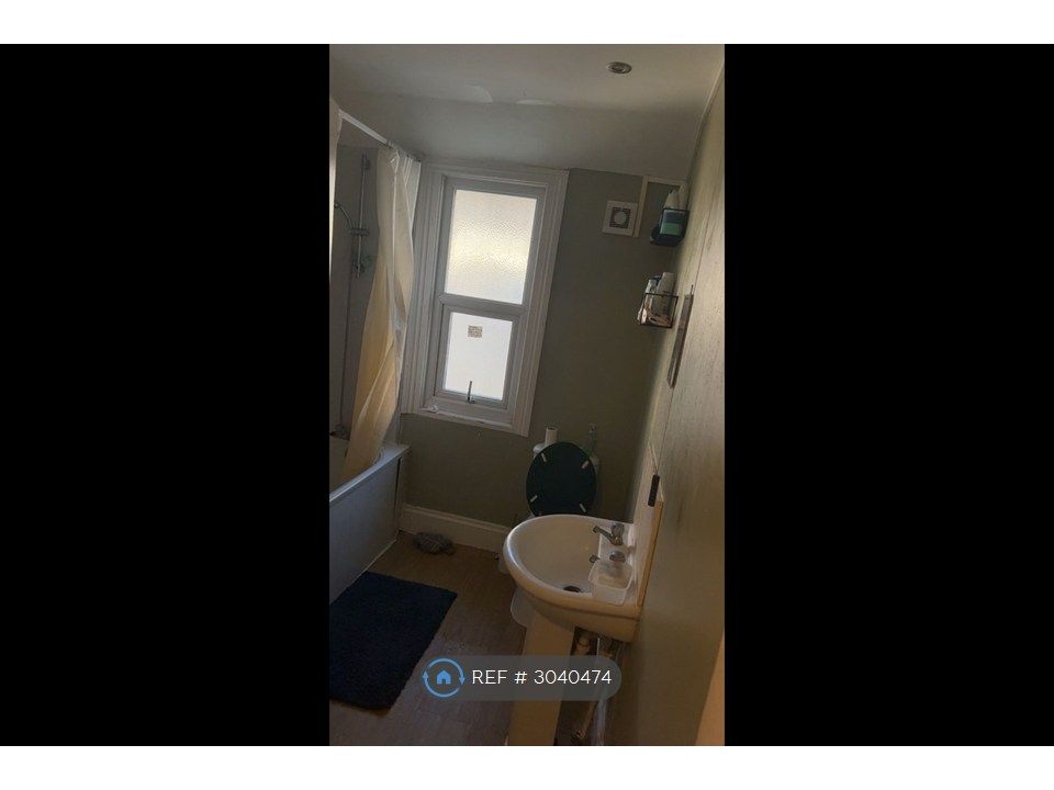 Property photo 2 of 3