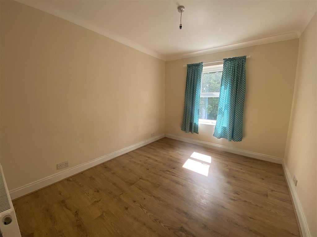 Property photo 3 of 6 Bedroom 2