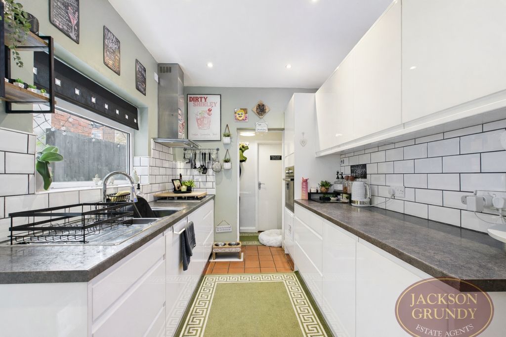 Property photo 3 of 12 Photo 12